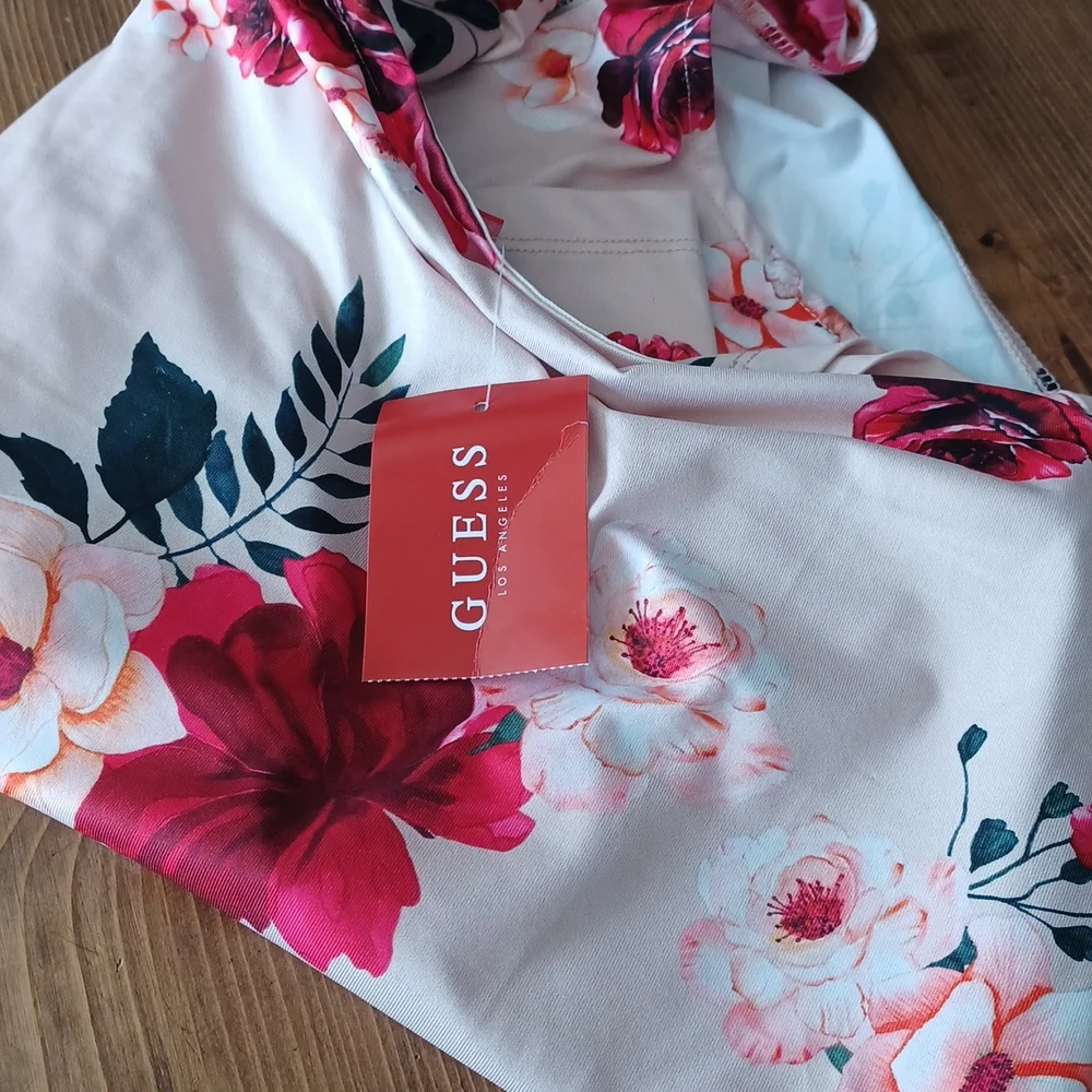 Guess  bodysuit - Picture 16 of 16